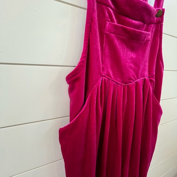 Skies Are Blue Pink Velvet Jumpsuit with Decorative Straps - Picture 4 of 9